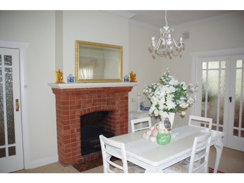 103 Gisborne Street, Wellington NSW 2820