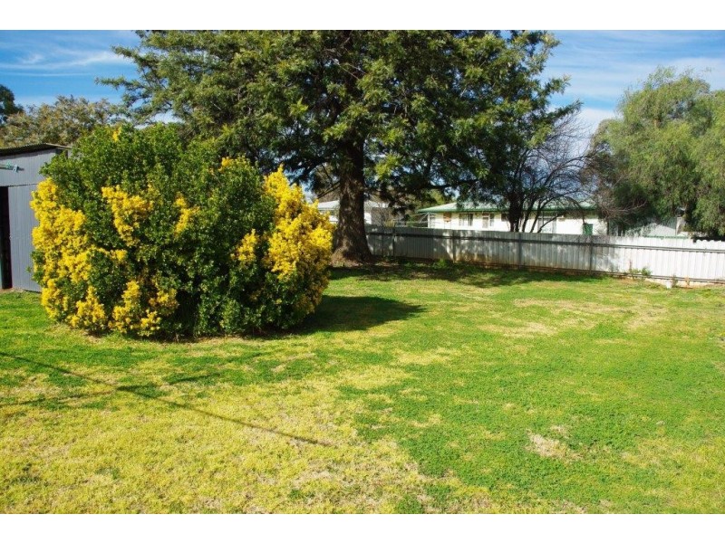 3 Glasson Street, Wellington NSW 2820