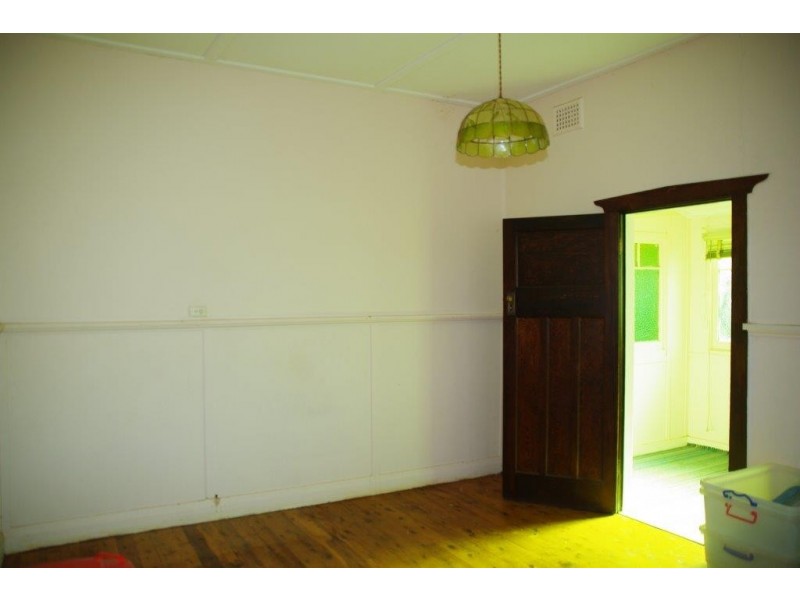 101 Simpson Street, Wellington NSW 2820