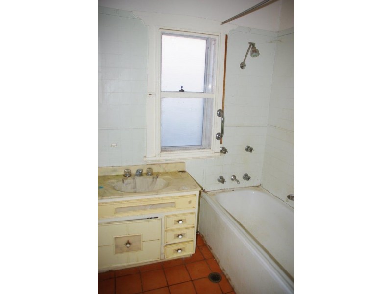 101 Simpson Street, Wellington NSW 2820