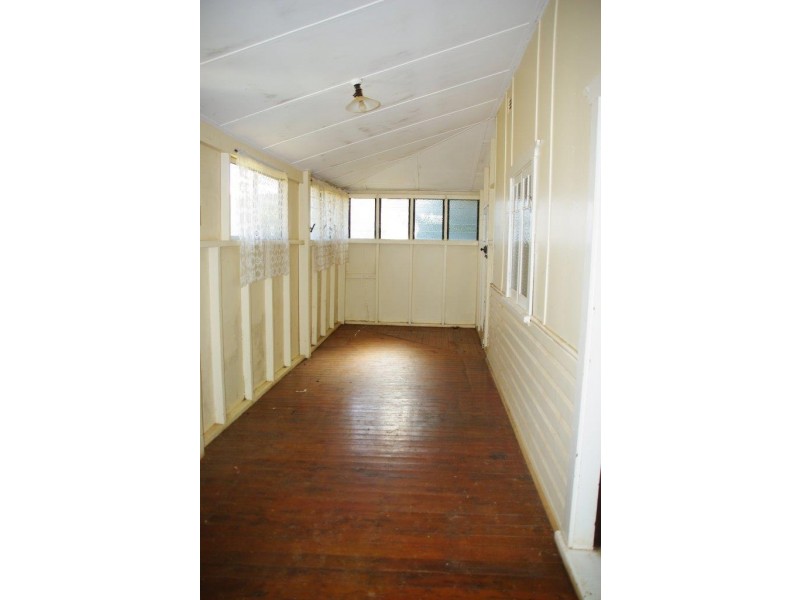 101 Simpson Street, Wellington NSW 2820