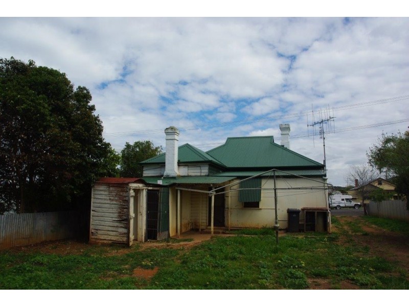 140 Arthur Street, Wellington NSW 2820