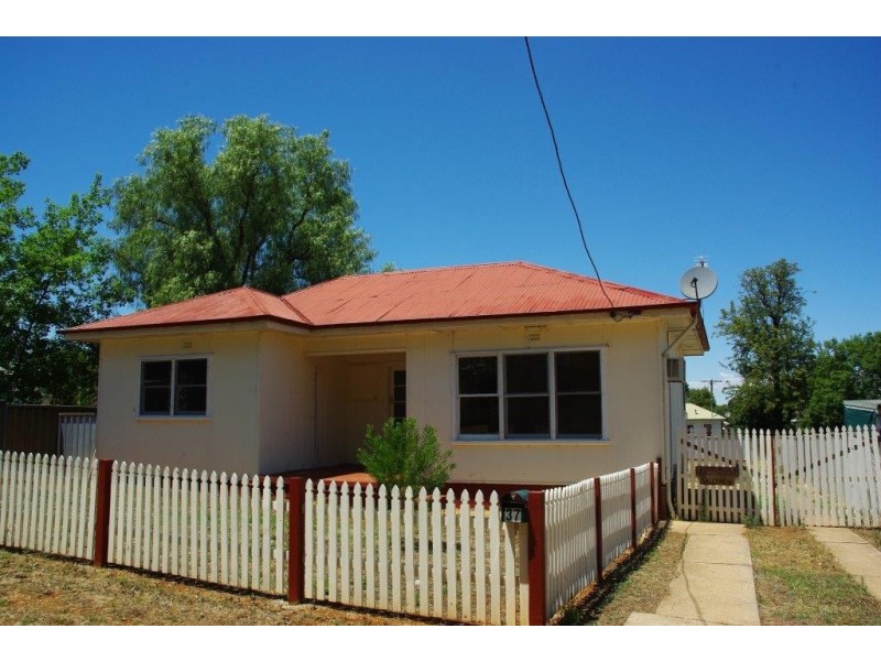 37 Short Street, Wellington NSW 2820