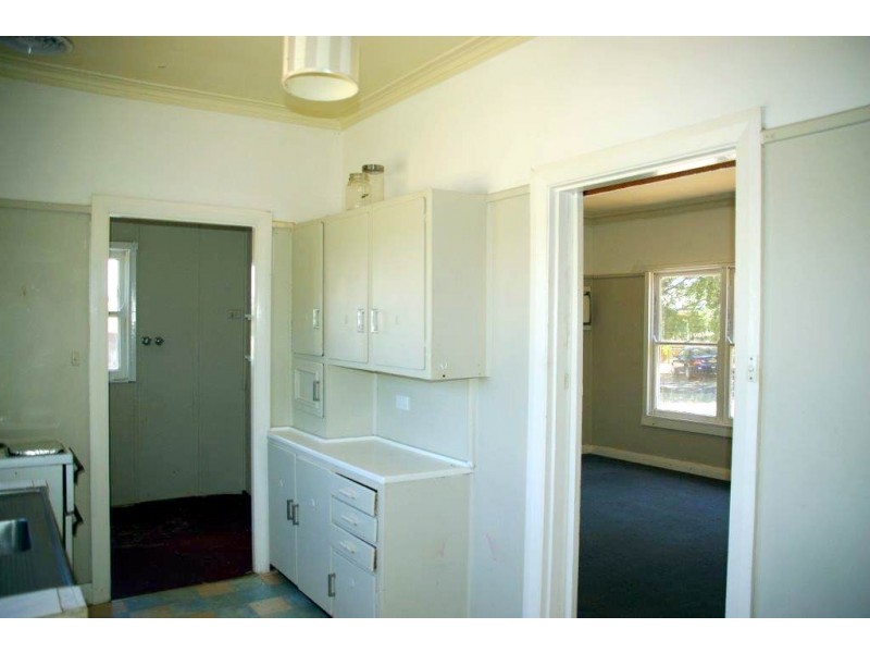 37 Short Street, Wellington NSW 2820