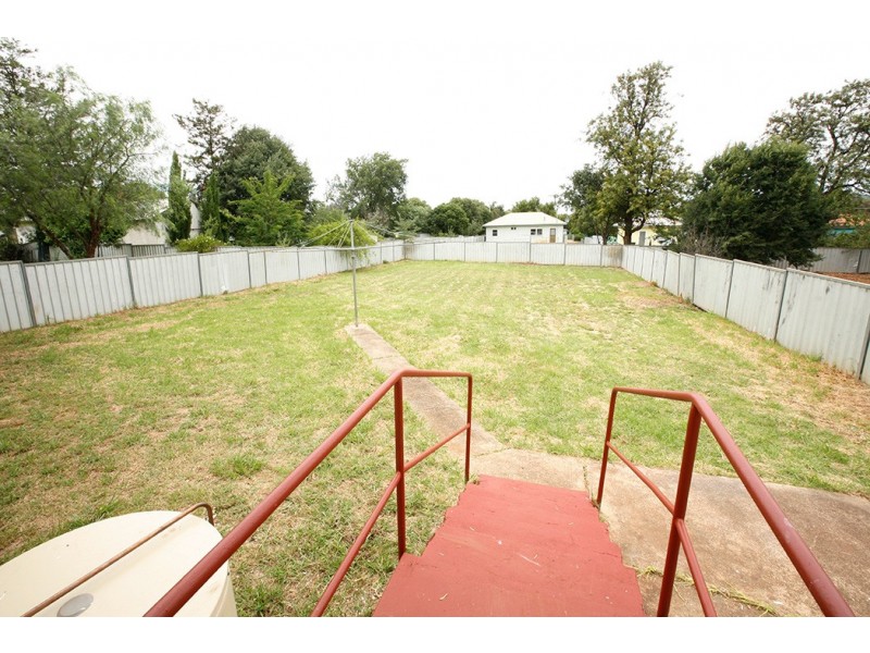 37 Short Street, Wellington NSW 2820
