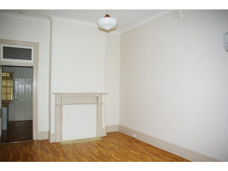 87 Simpson Street, Wellington NSW 2820