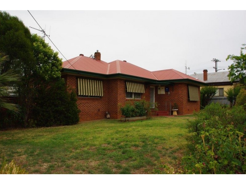 131 Arthur Street, Wellington NSW 2820