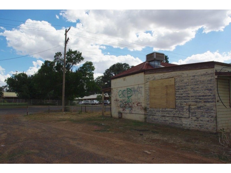 130 Whiteley Street, Wellington NSW 2820