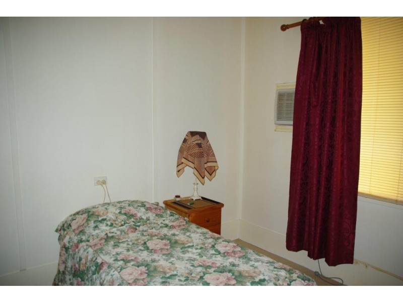 5 Lachlan Street, Yeoval NSW 2868