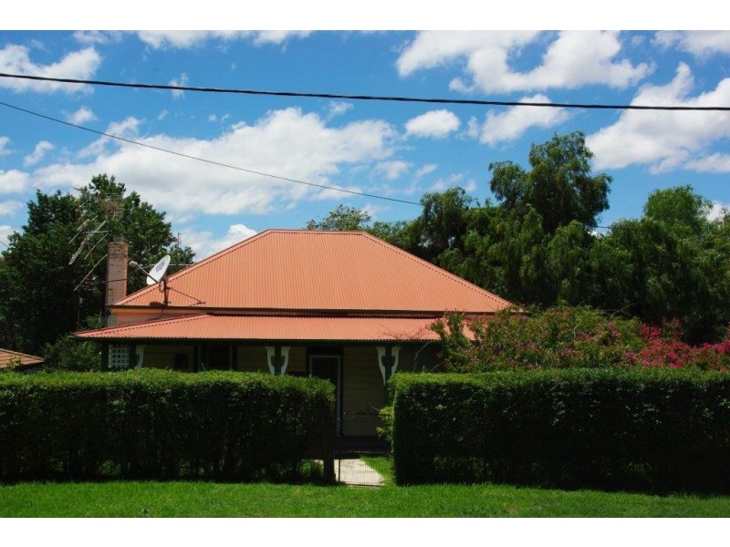 30-32 Railway Parade, Mumbil NSW 2820