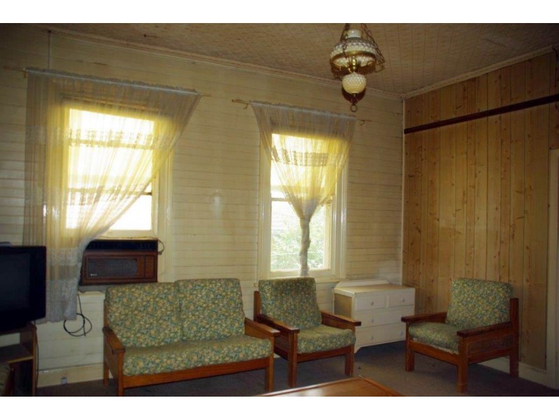 30-32 Railway Parade, Mumbil NSW 2820