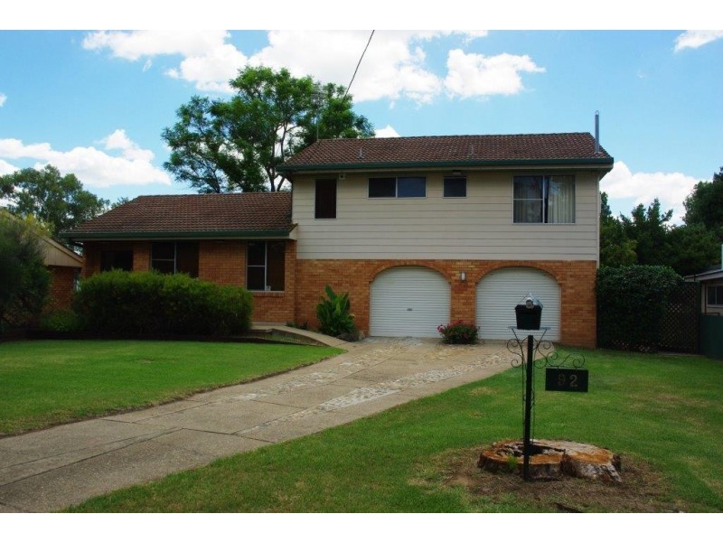 92 Gobolion Street, Wellington NSW 2820