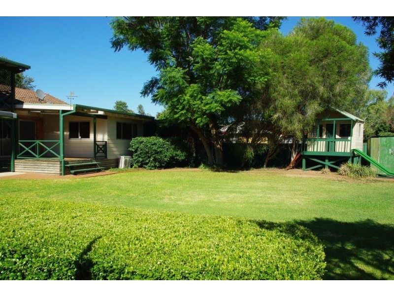 92 Gobolion Street, Wellington NSW 2820