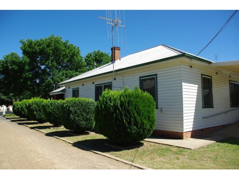 52 Raymond Street, Wellington NSW 2820