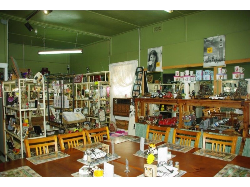 23 Forbes Street Yeoval via, Wellington NSW 2820