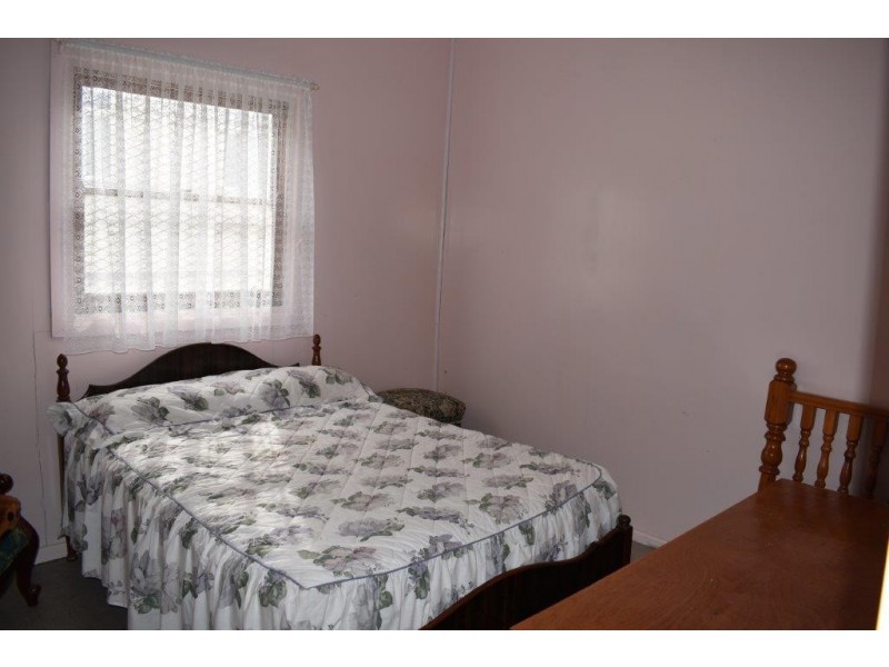 23 Forbes Street Yeoval via, Wellington NSW 2820