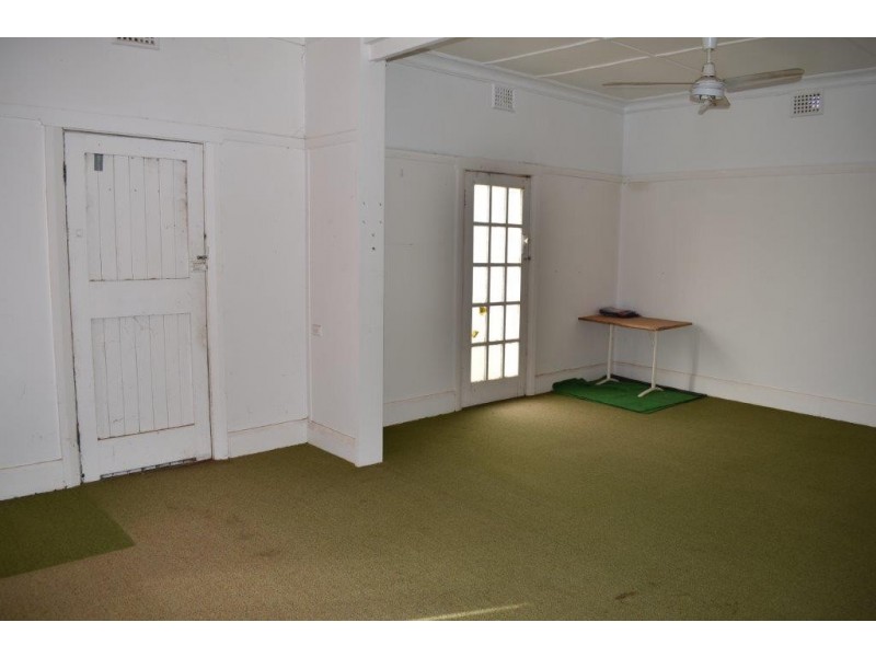 23 Forbes Street Yeoval via, Wellington NSW 2820