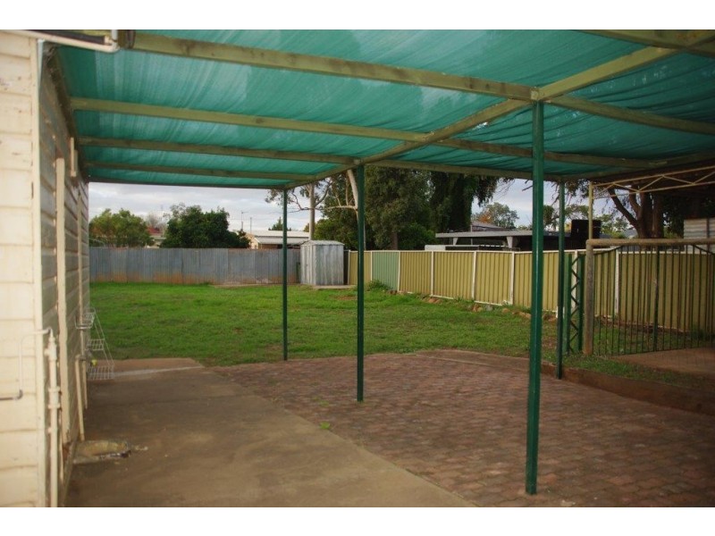 82 Warne Street, Wellington NSW 2820