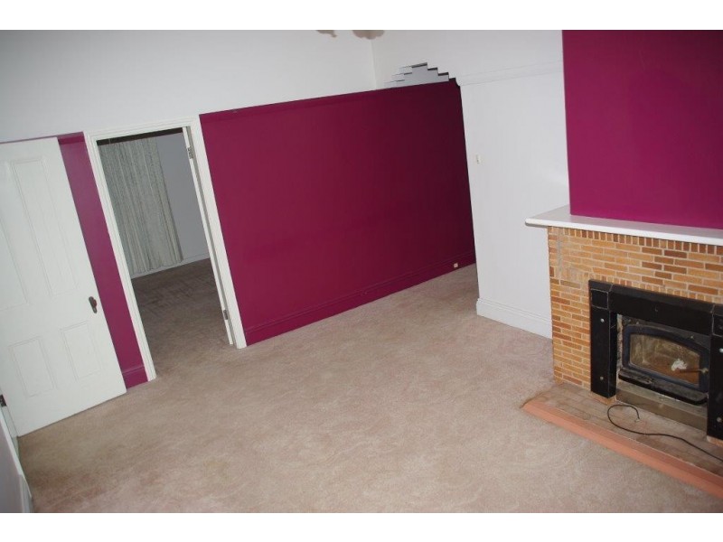 82 Warne Street, Wellington NSW 2820