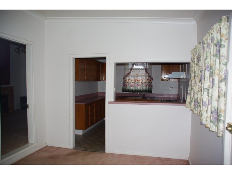 82 Warne Street, Wellington NSW 2820