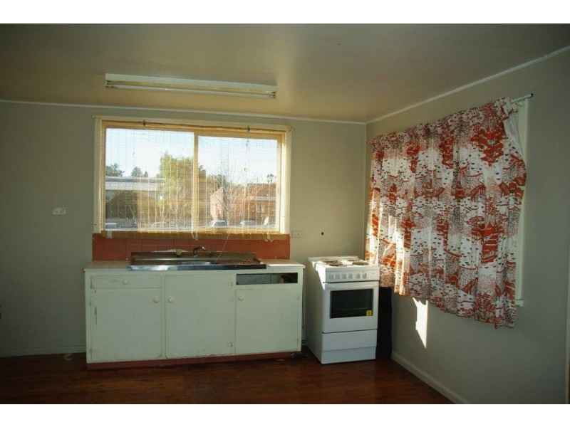 116 Percy Street, Wellington NSW 2820