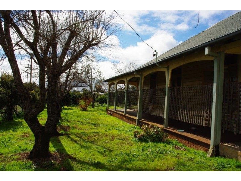 108 – 112 Thornton Street, Wellington NSW 2820