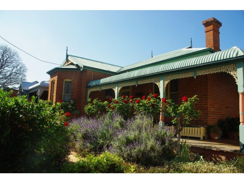 21 Maxwell Street, Wellington NSW 2820