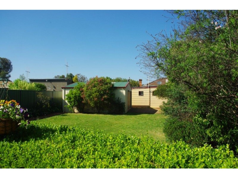 21 Maxwell Street, Wellington NSW 2820