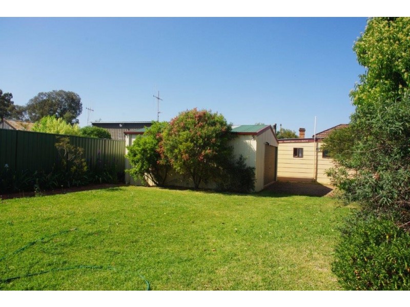 21 Maxwell Street, Wellington NSW 2820