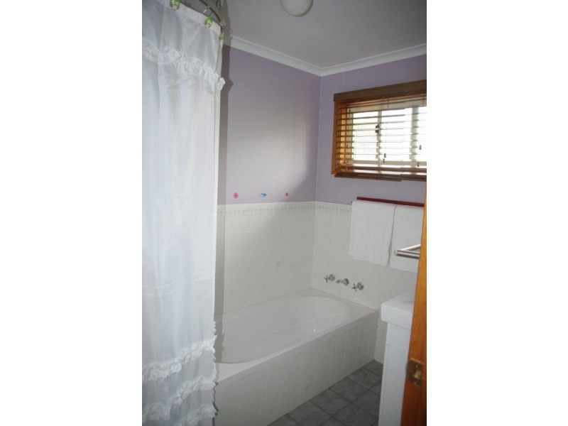 24 Gemarl Lane Dripstone via, Wellington NSW 2820