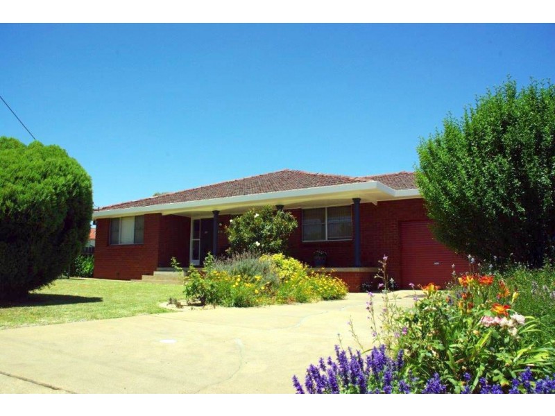 123 Maxwell Street, Wellington NSW 2820