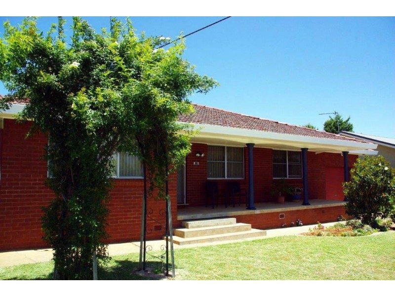 123 Maxwell Street, Wellington NSW 2820