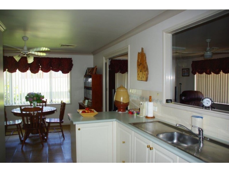 123 Maxwell Street, Wellington NSW 2820