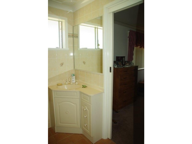 123 Maxwell Street, Wellington NSW 2820