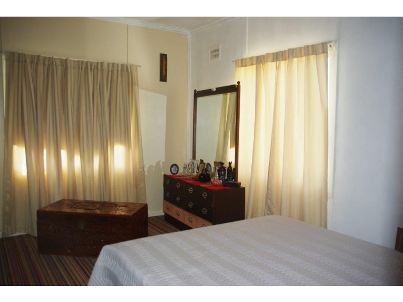 64 Apsley Crescent, Mumbil NSW 2820