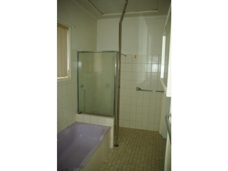 86 Gobolion Street, Wellington NSW 2820