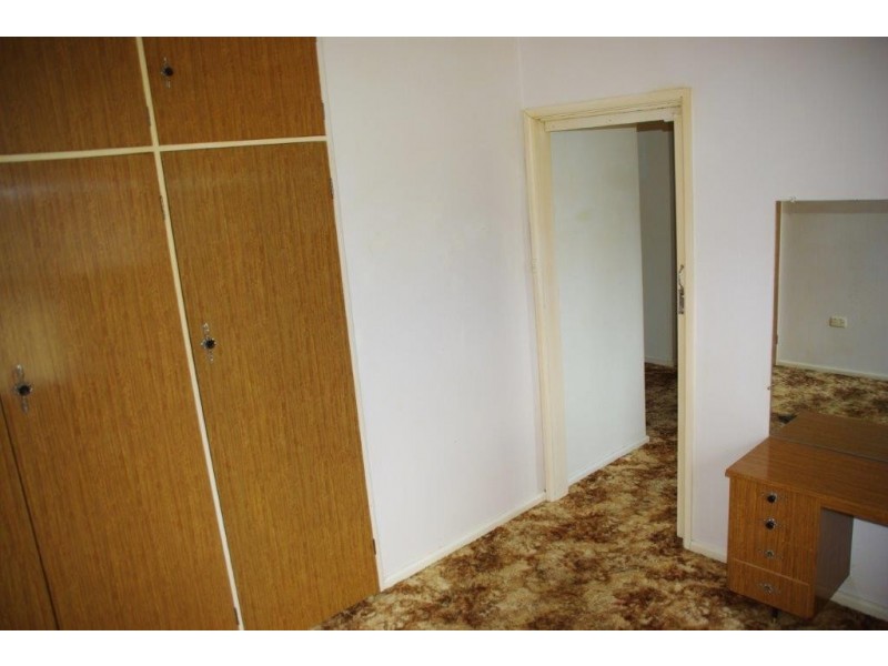 86 Gobolion Street, Wellington NSW 2820