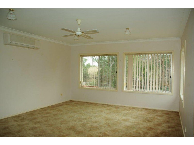 86 Gobolion Street, Wellington NSW 2820