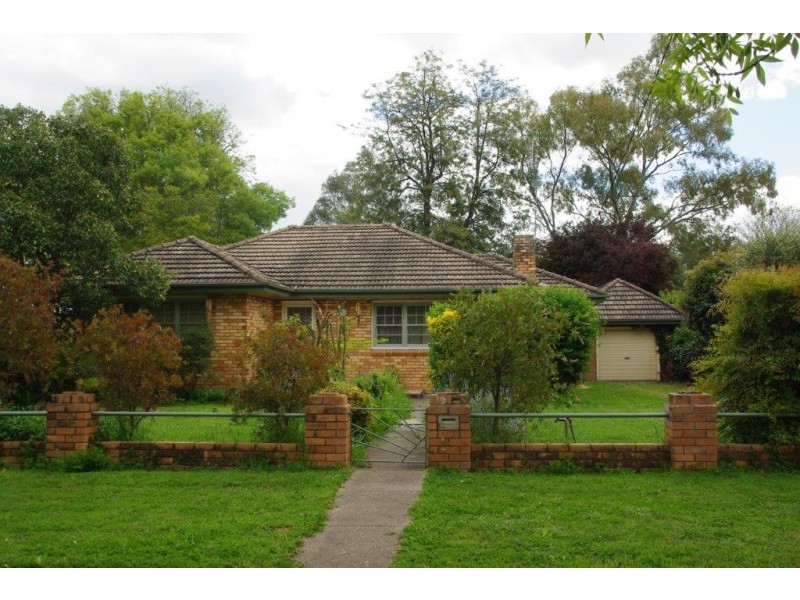 13 Ford Street, Wellington NSW 2820