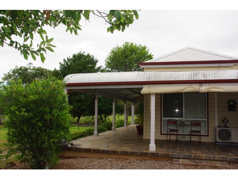 122 Falls Road, Wellington NSW 2820