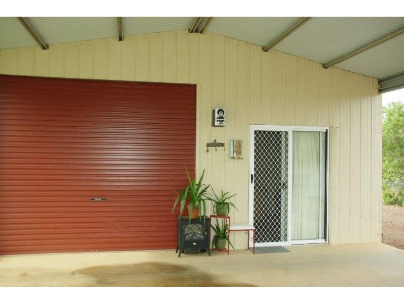 122 Falls Road, Wellington NSW 2820