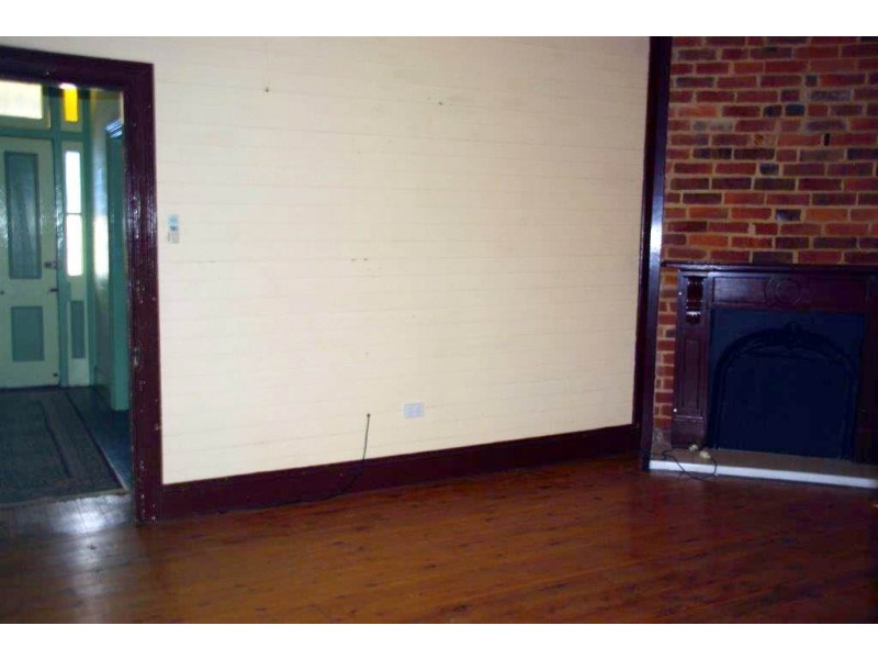 126 Warne Street, Wellington NSW 2820