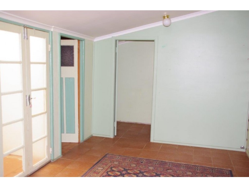 126 Warne Street, Wellington NSW 2820