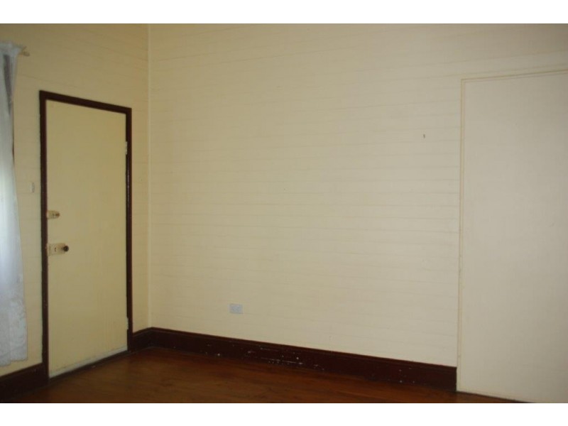 126 Warne Street, Wellington NSW 2820