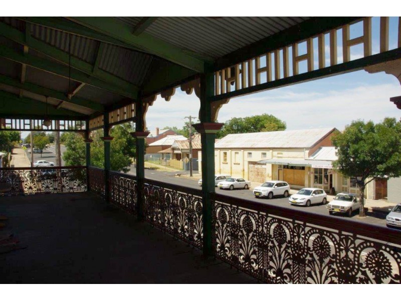 44 Warne Street, Wellington NSW 2820