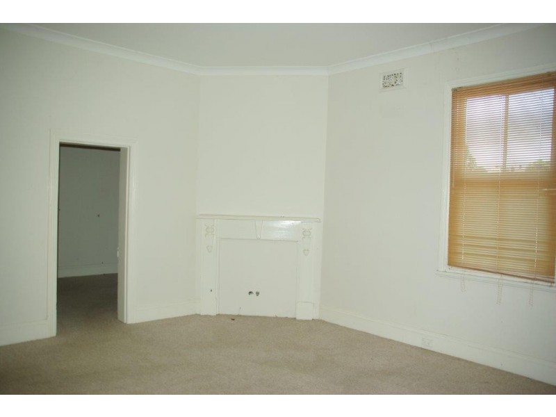44 Warne Street, Wellington NSW 2820