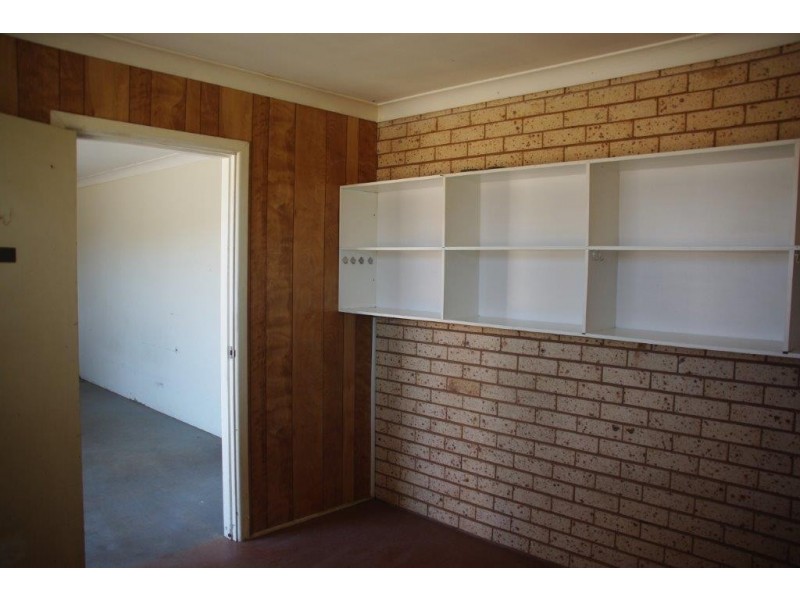 2 Warrawee Place, Wellington NSW 2820