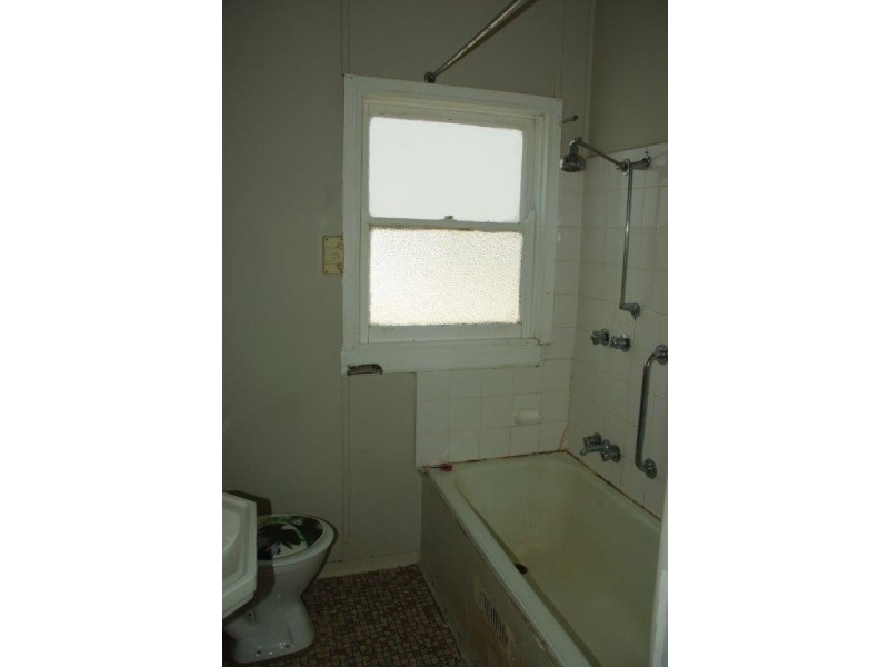 37 Short Street, Wellington NSW 2820