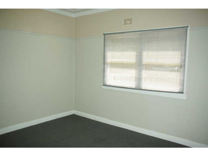 37 Short Street, Wellington NSW 2820