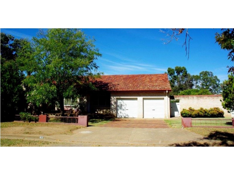 83 Gobolion Street, Wellington NSW 2820